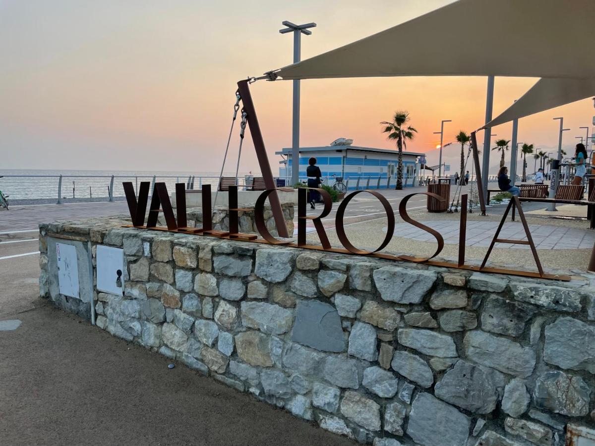 Appartamento Villa Rita A 100 M Dal Mare! Vallecrosia Extérieur photo